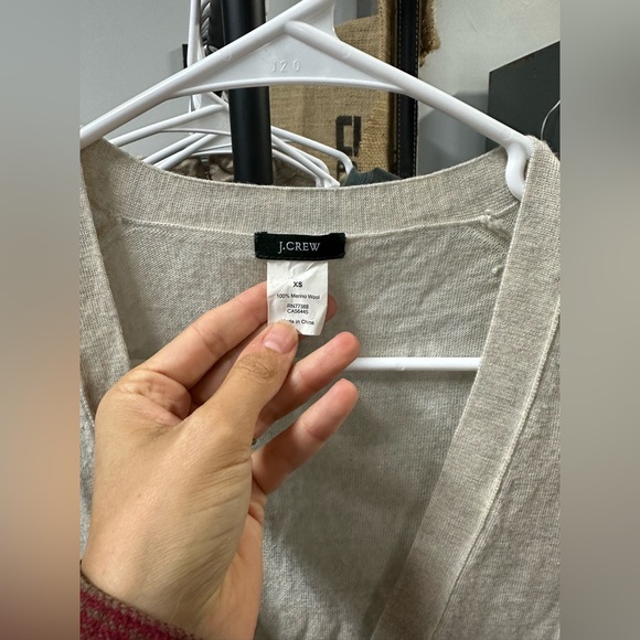 J.Crew Lightweight Cardigan. XS - Picture 2 of 4